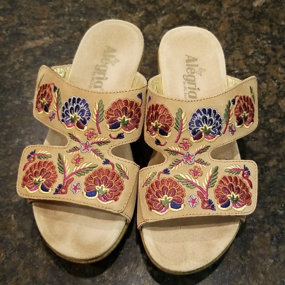 Alegria 38 embroidered wedge sandal multi